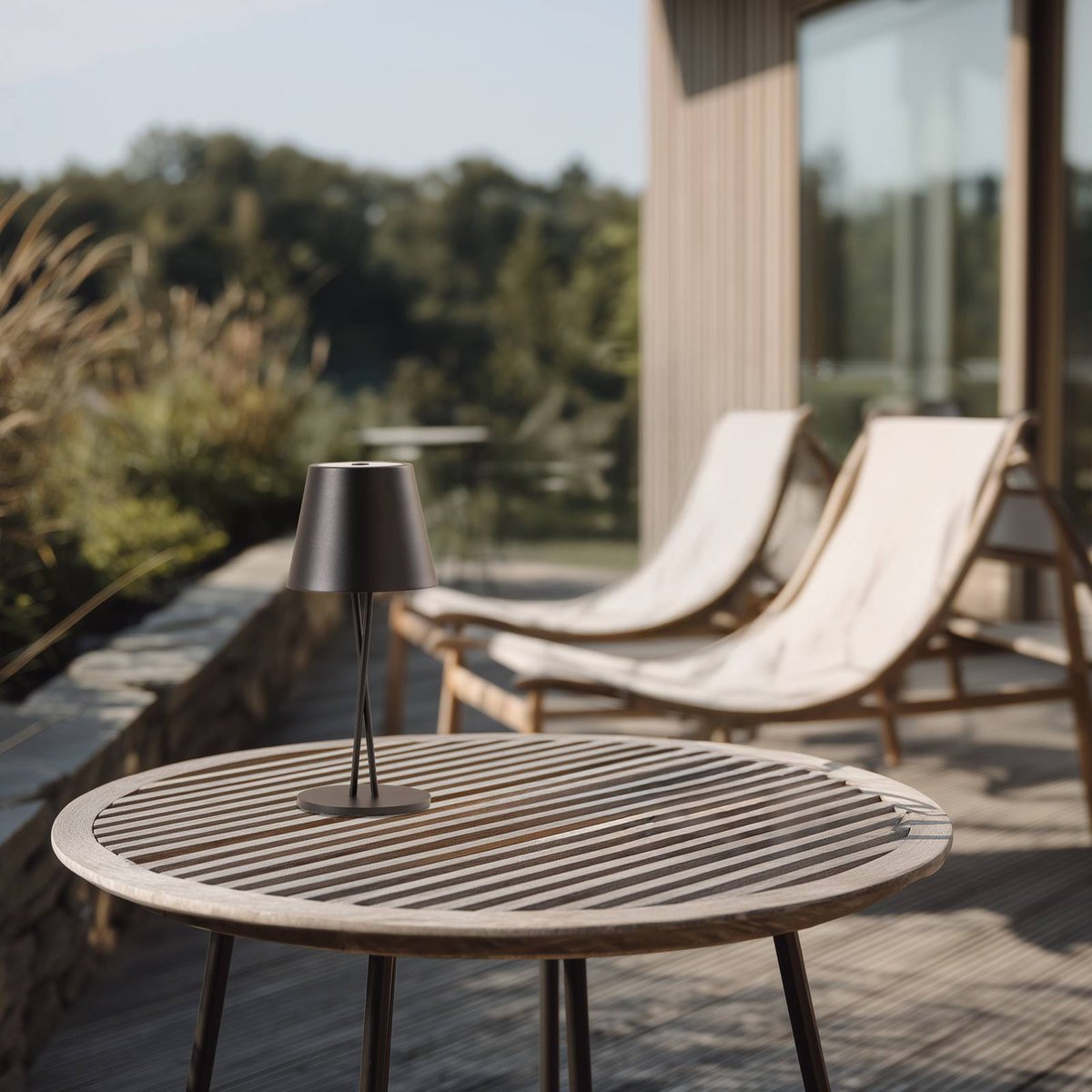 Luminaire de terrasse en métal moderneLED noir, LINDBY