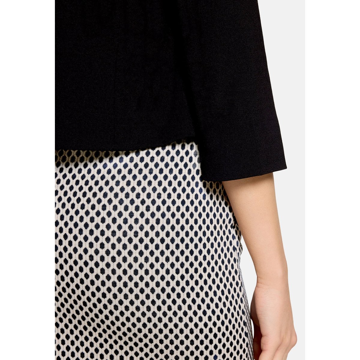 Veste blazer à manches 3/4 noir, BETTY BARCLAY