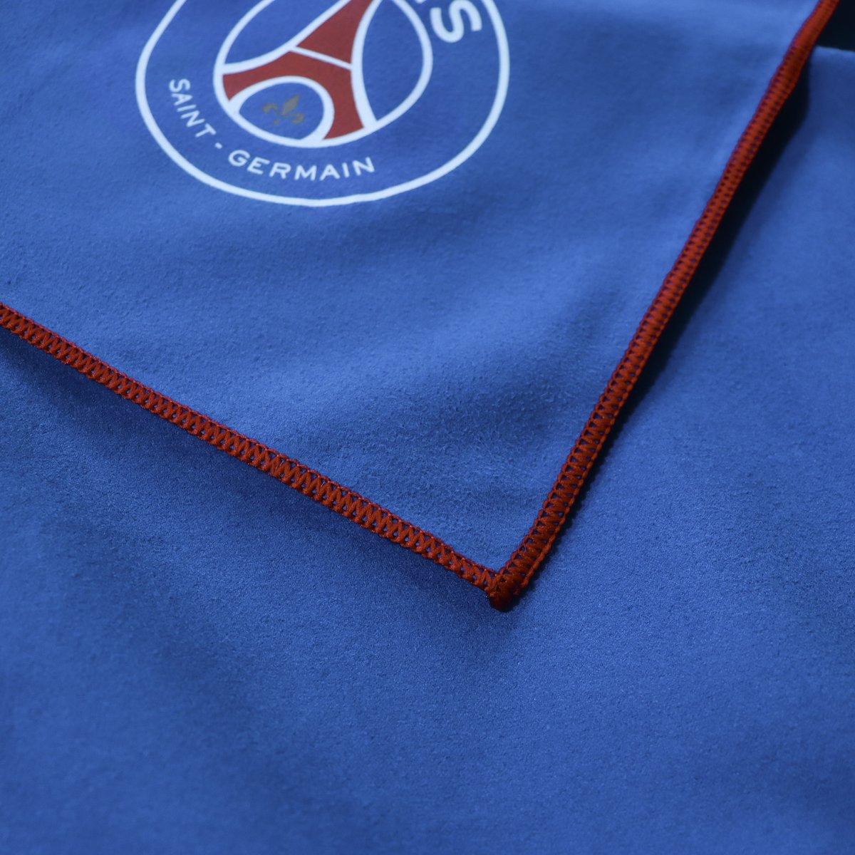 Serviette de bain et de plage en microfibre, Paris Saint Germain 2023 bleu, PSG