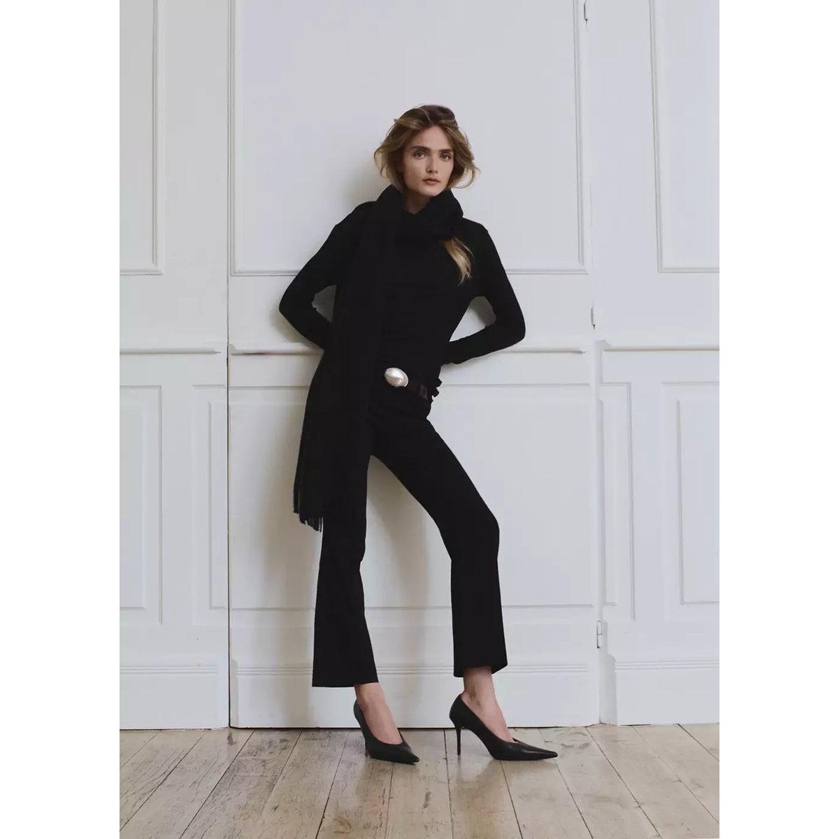 Pantalon cropped taille haute noir, MANGO