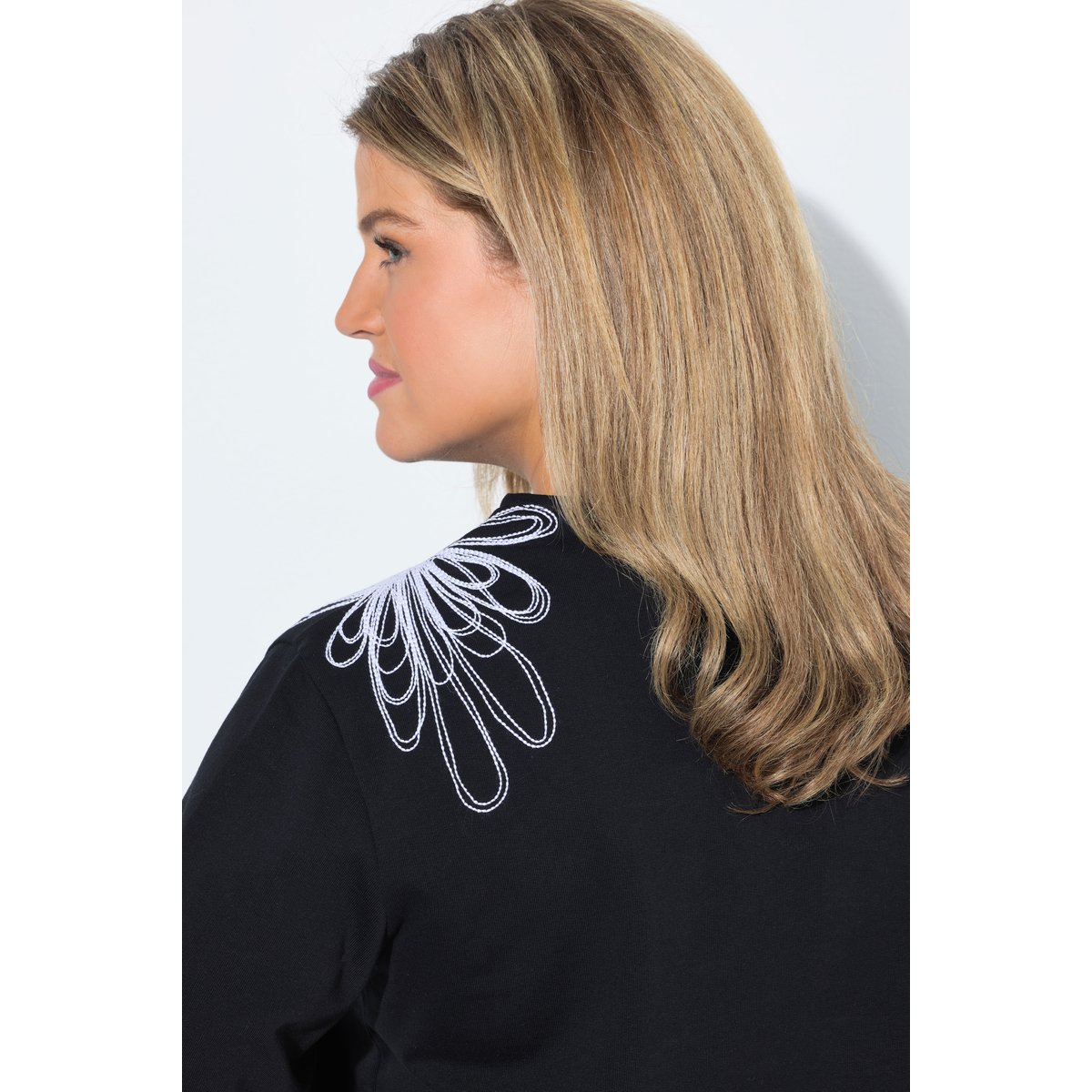 Sweat-shirt avec broderie noir, ULLA POPKEN
