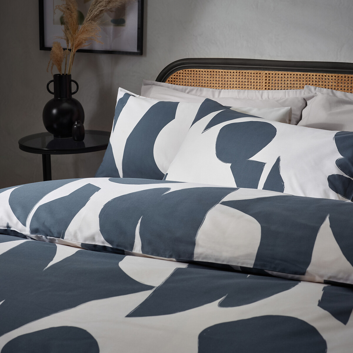 Meta Abstract Cotton Mix Duvet Cover and Pillowcase Set indigo dusk, HÖEM