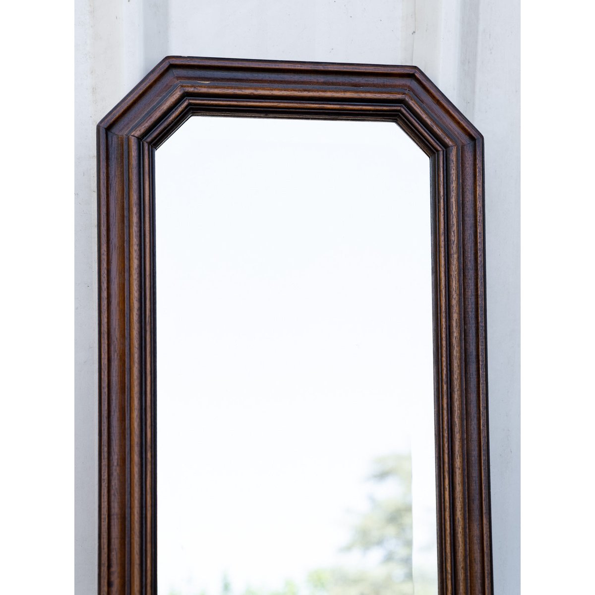Grand miroir vertical biseauté en bois foncé Georges N°1361 - Bon état bois foncé, DEBONGOUT