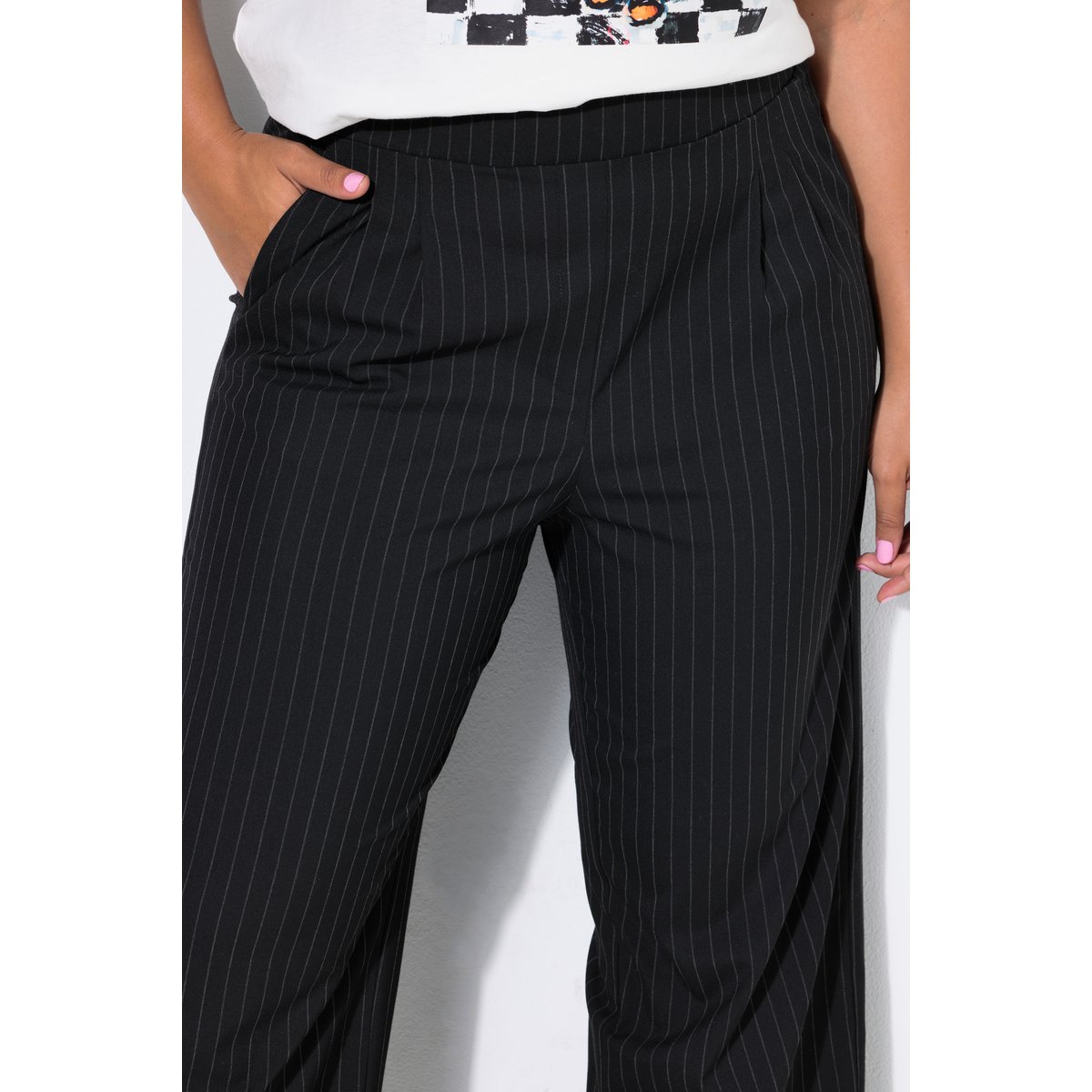 Pantalon à fines rayures, coupe large noir, STUDIO UNTOLD