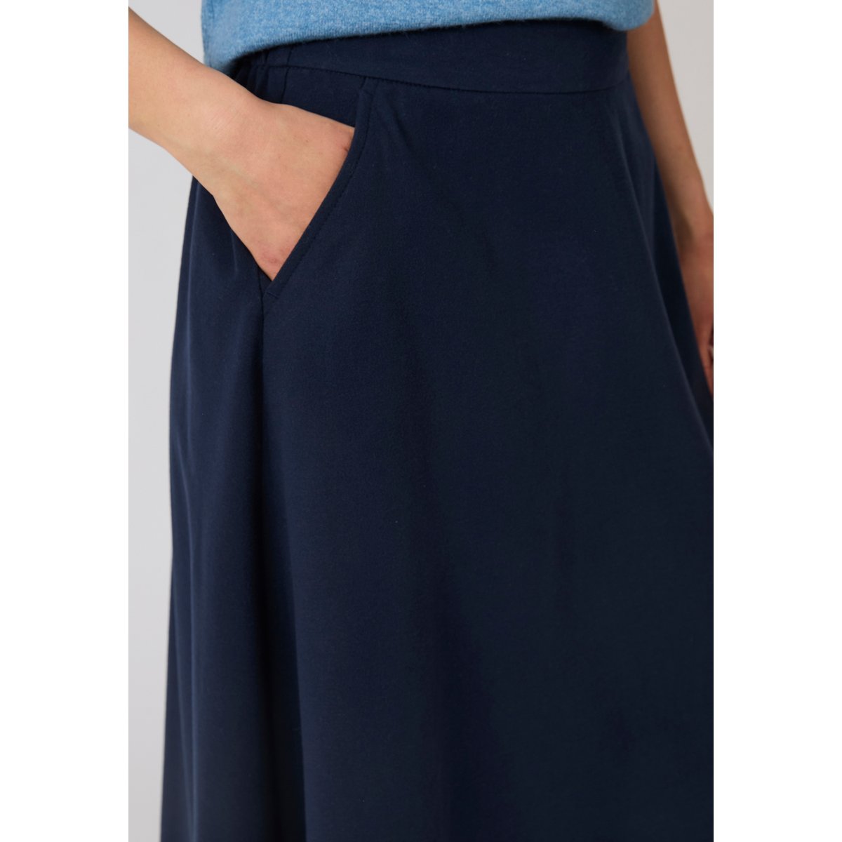 Jupe en flanelle forme évasée bleu marine, DAMART