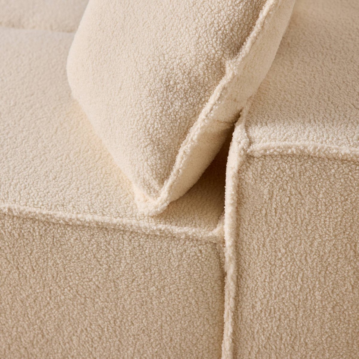 Canapé convertible 3 places bouclette FEEL crème, SWEEEK