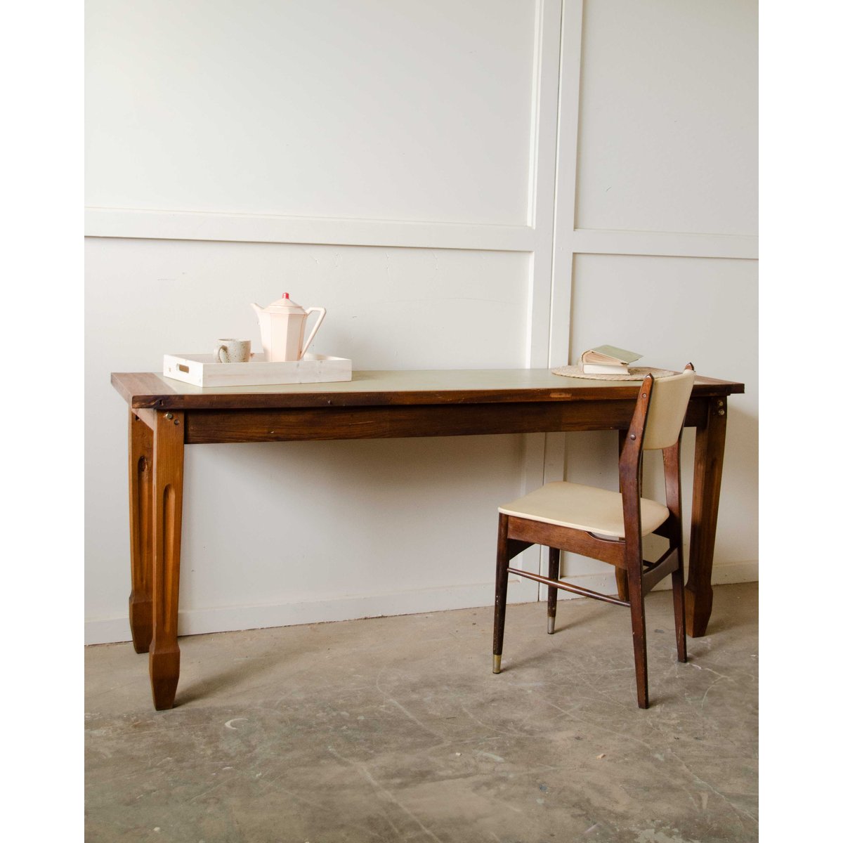 Table d'estaminet Romy N°1416 - Bon état bois foncé, DEBONGOUT