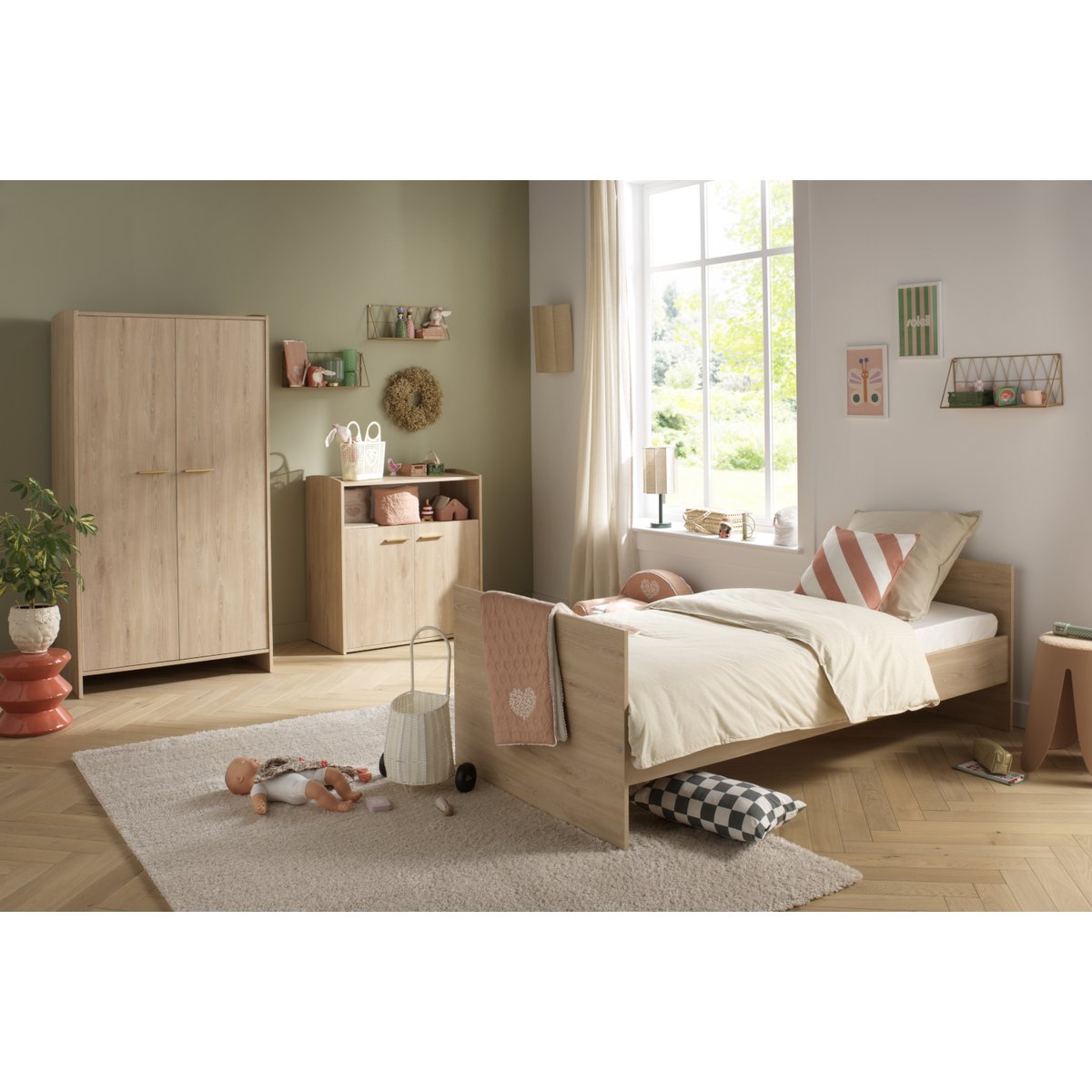Chambre bébé trio: Lit bébé 60x120 évolutif, commode à langer 2 portes et armoire 2 portes décor bois hêtre marron, SAUTHON