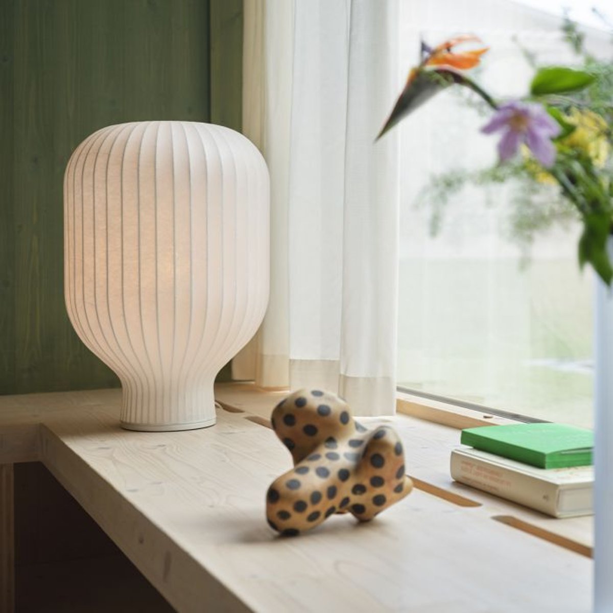 Lampe à poser Petit modèle STRAND blanc, MUUTO