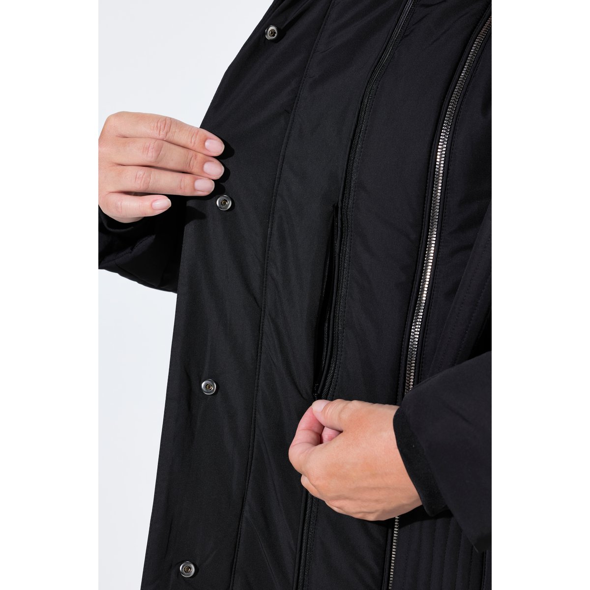 Manteau à capuche aspect duvet noir, ULLA POPKEN