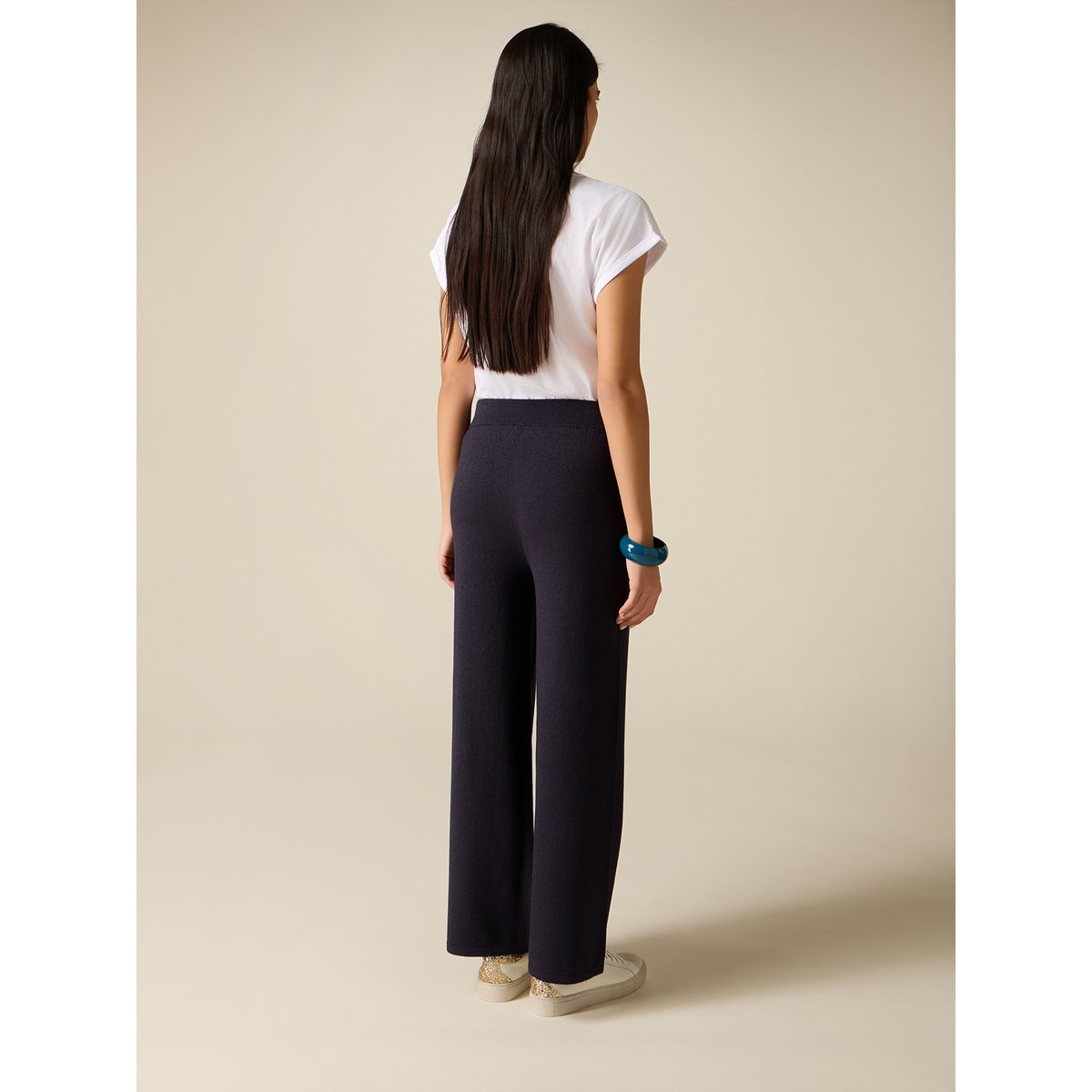 Joggers bleu, OLTRE