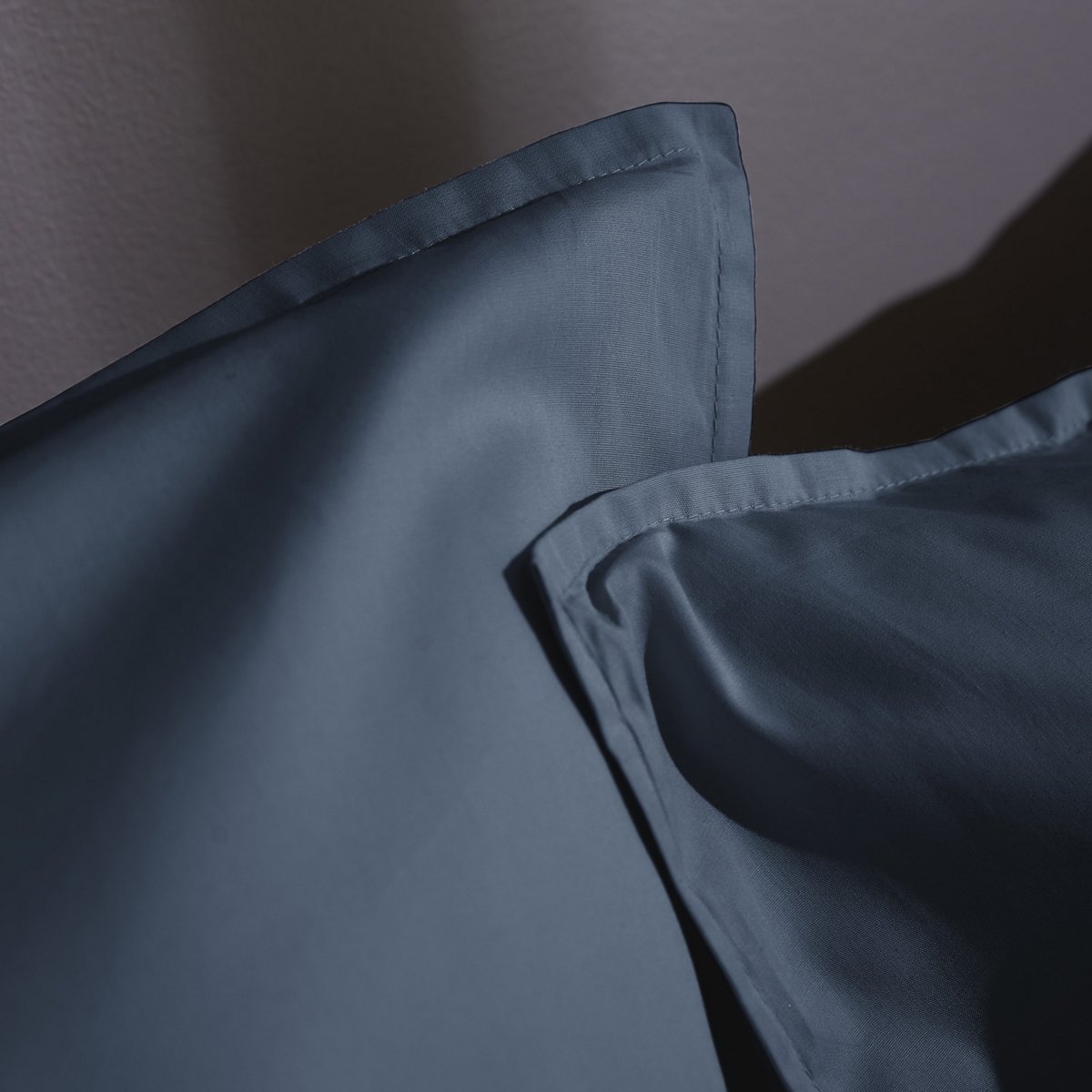 Taie d'oreiller en 100% Percale de Coton bleu nuit, EDEN