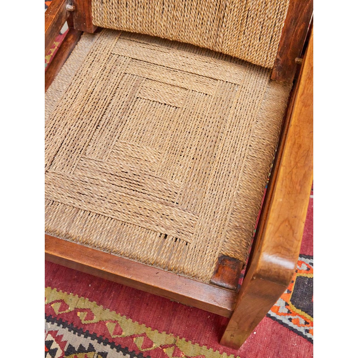 Paire de fauteuils en cordes des années 50 Ernest N°812 - Bon état bois foncé, DEBONGOUT