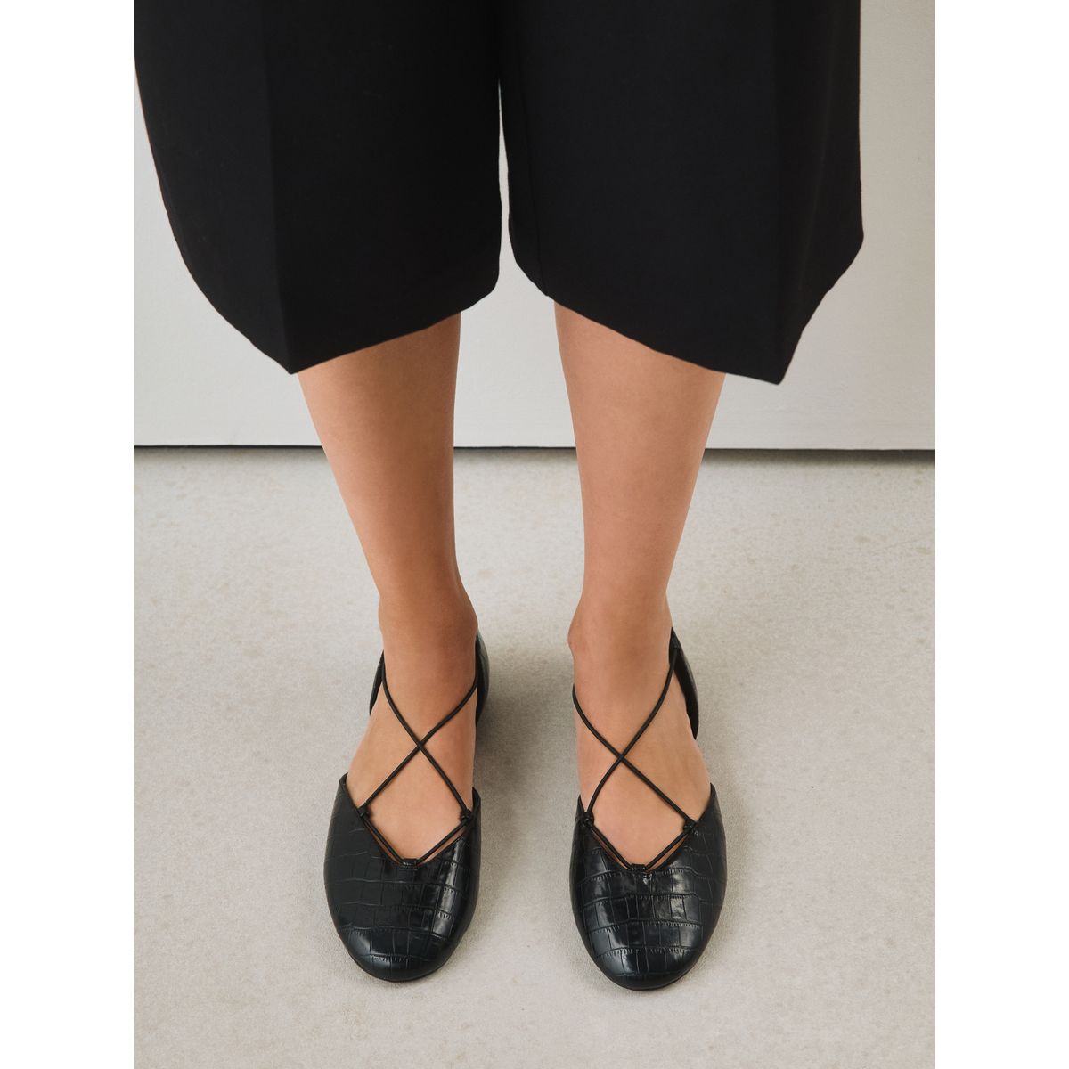 Chaussures ghillies plates en deux parties noir, NEXT