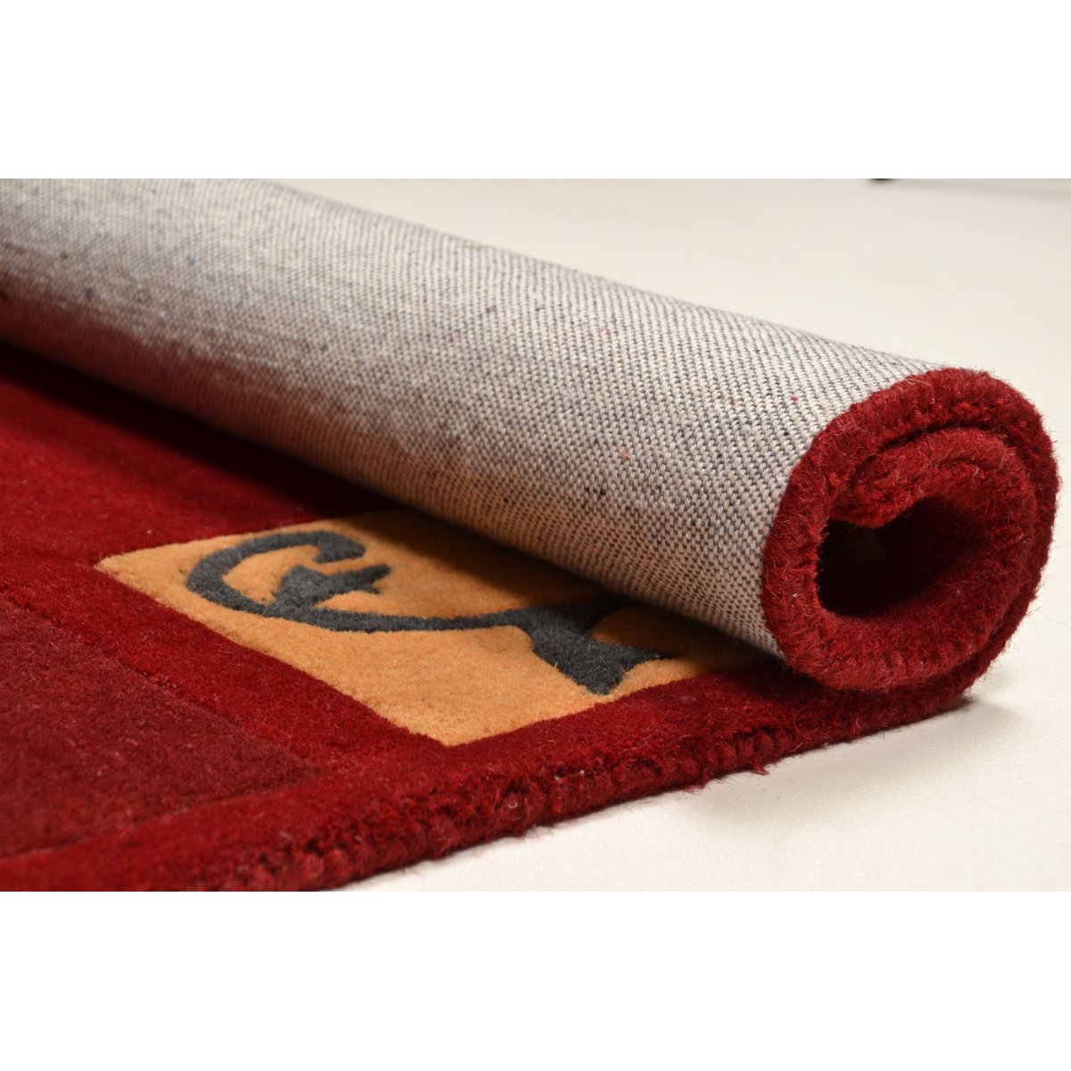 Tapis de salon HAWAI tufté main en laine naturelle rouge, THEKO