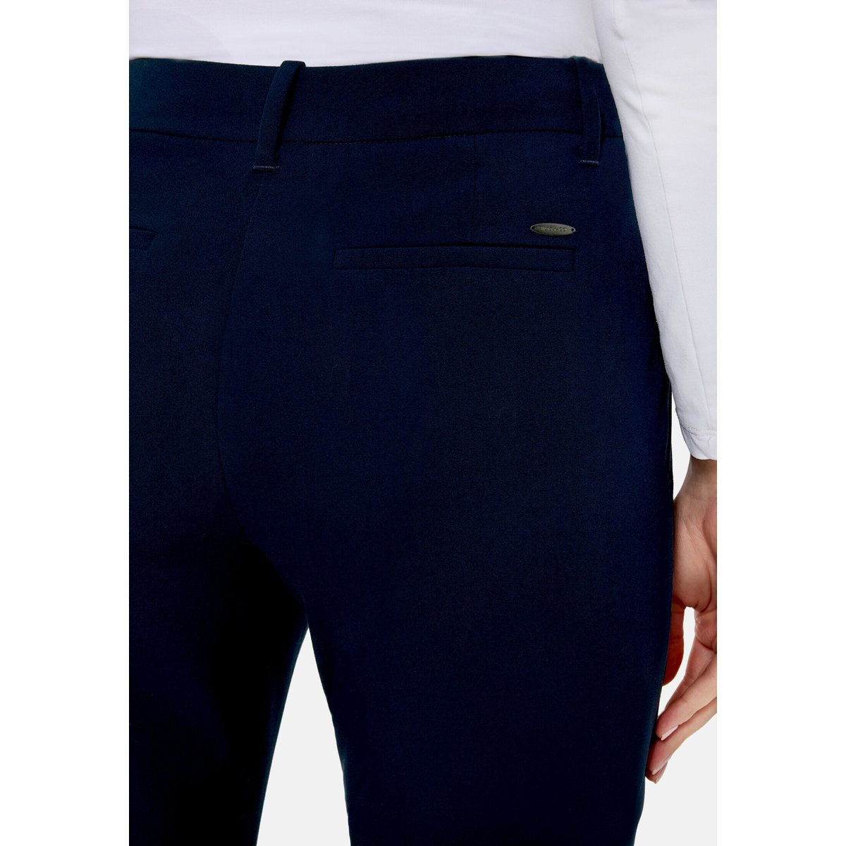 Pantalon de tailleur à poches navy blue, BETTY & CO
