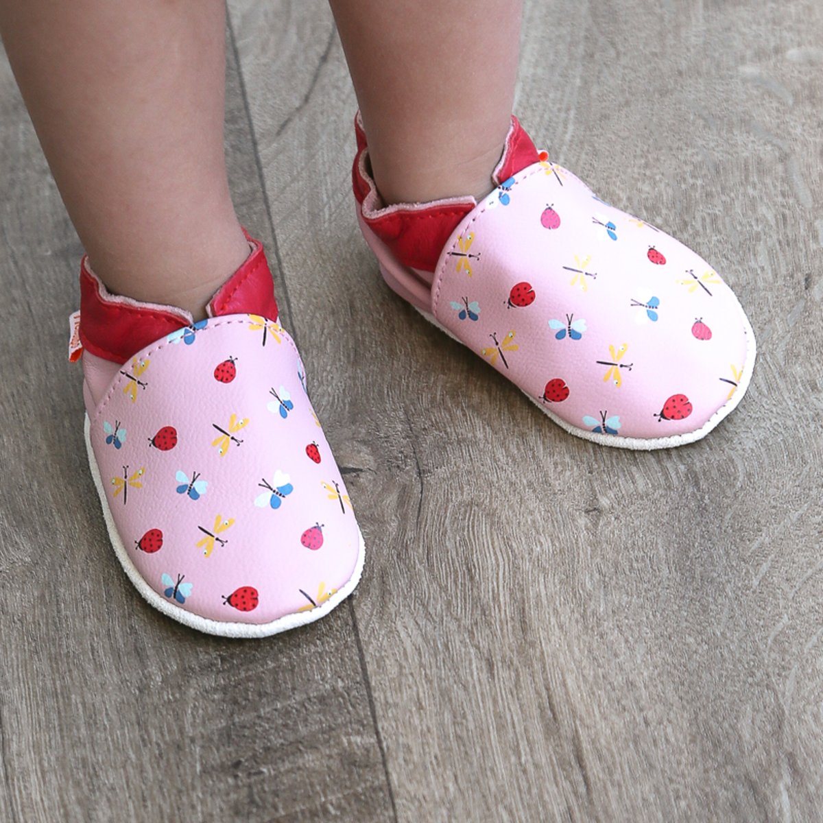 Chaussons bébé cuir souple Paloma les papillons rose, TICHOUPS