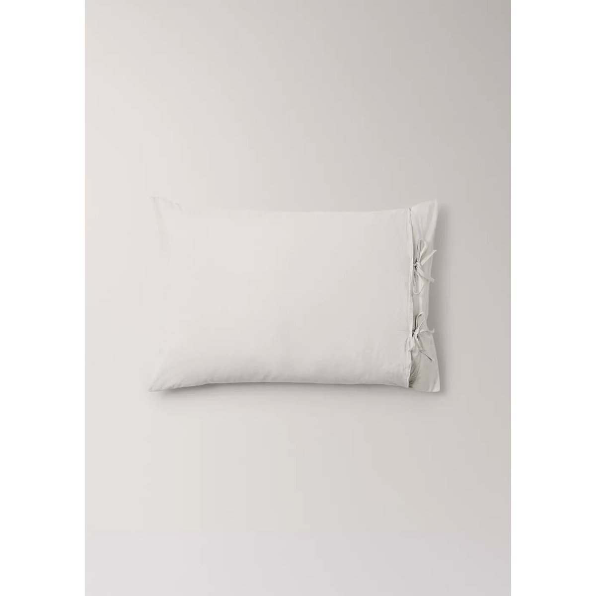 Deux taies d’oreiller coton lavé fermeture à nœuds 50x75 cm sable, MANGO HOME