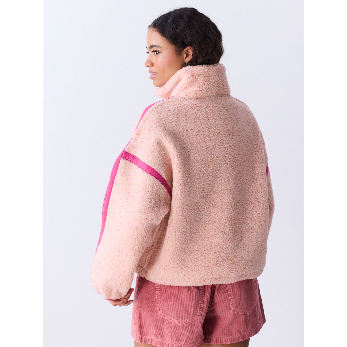 Veste en imitation mouton à col zippé rose, NEXT