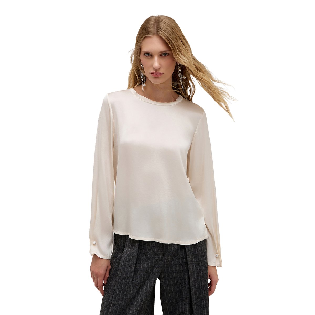 Blouse avec boutons de manchette à perle The Tailoring Lab blanc, MOTIVI