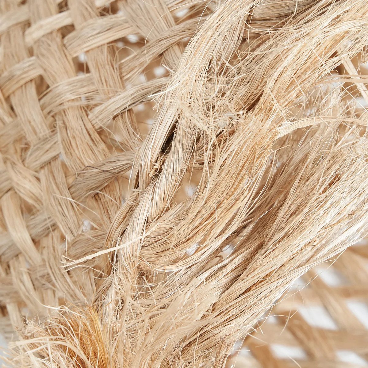 Suspension en herbe d’abaca JELLY FISH beige, BAZAR BIZAR