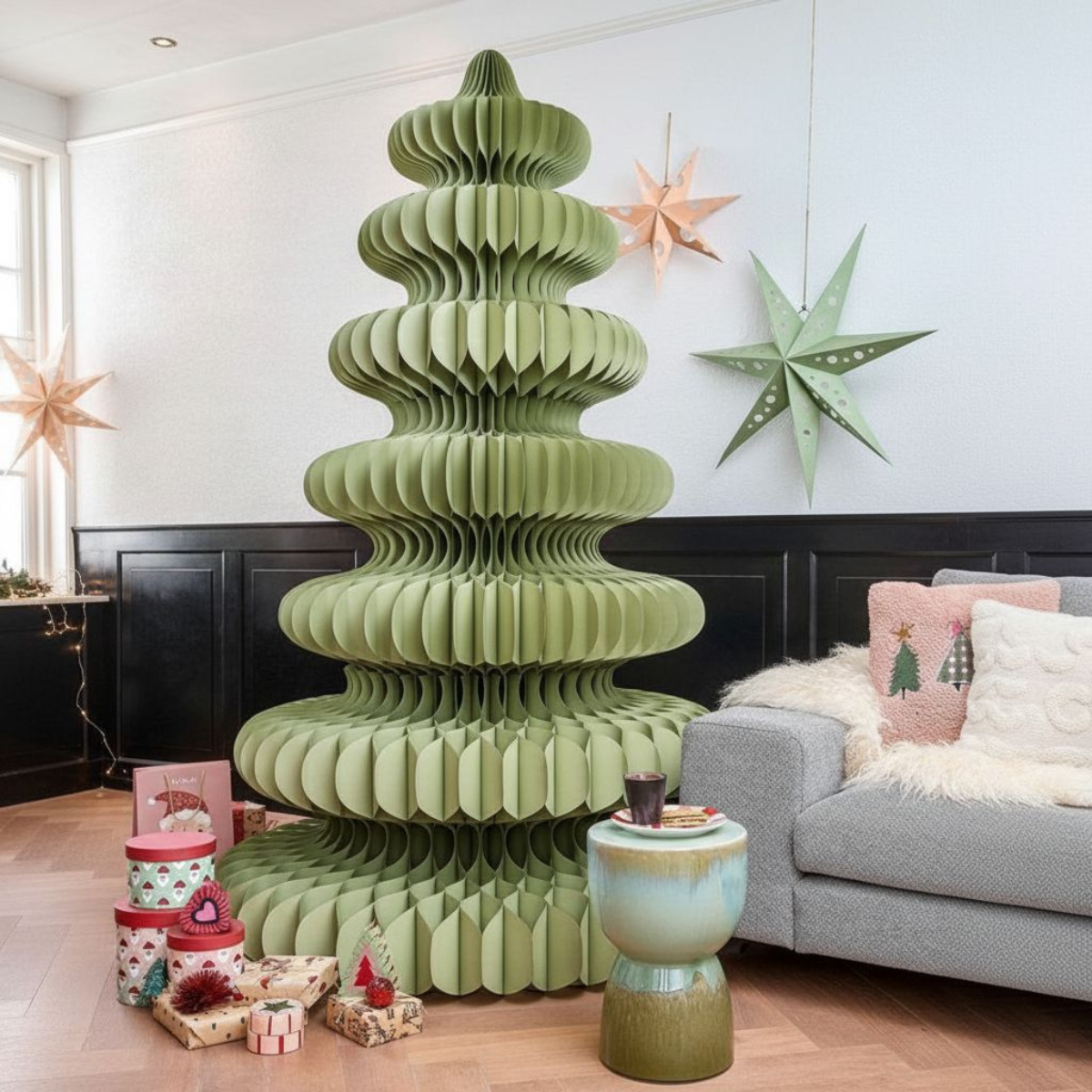 Sapin de Noël décoratif en papier H212 cm YARRAH vert, MICA DECORATIONS