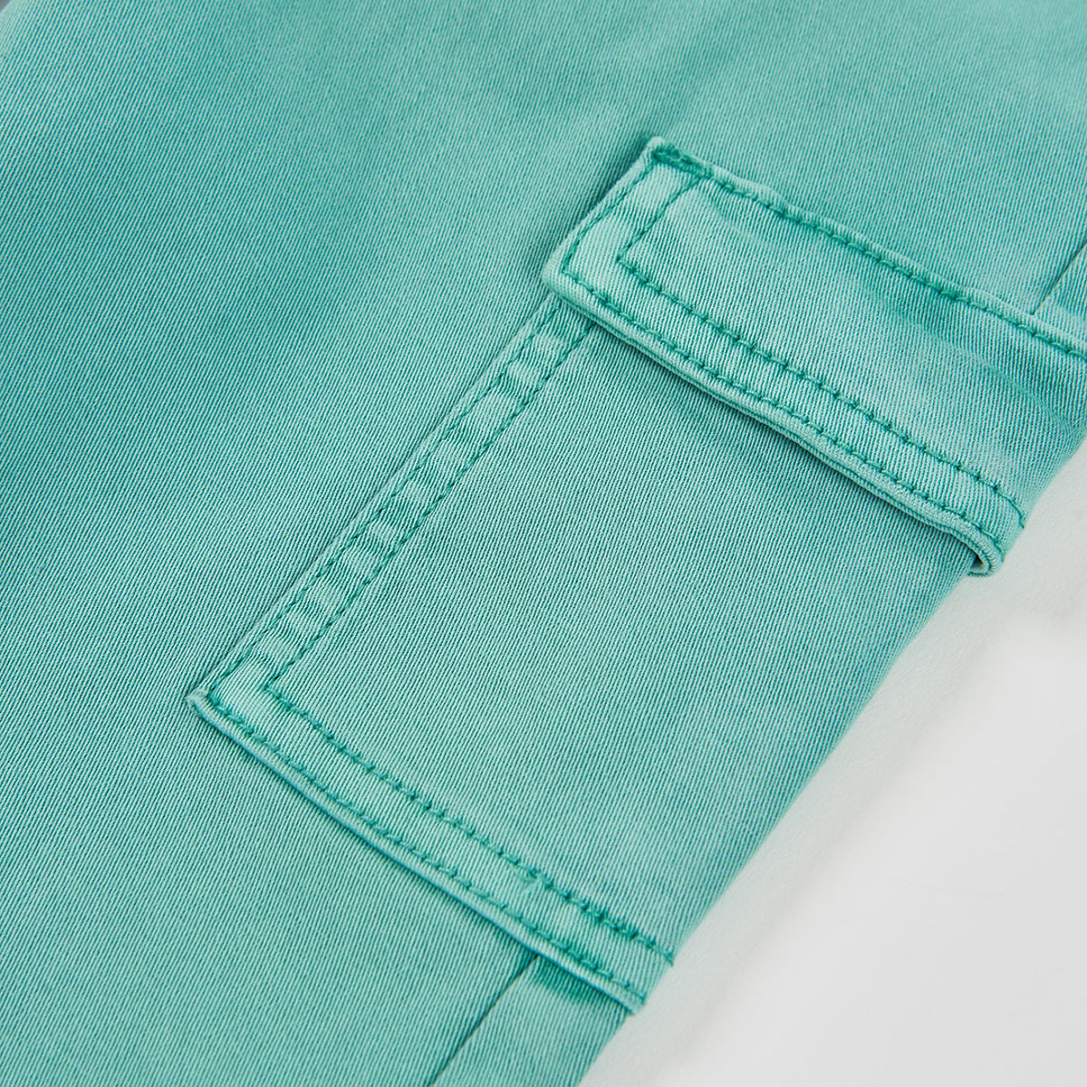Pantalon fille cargo avec poches vert, BOBOLI