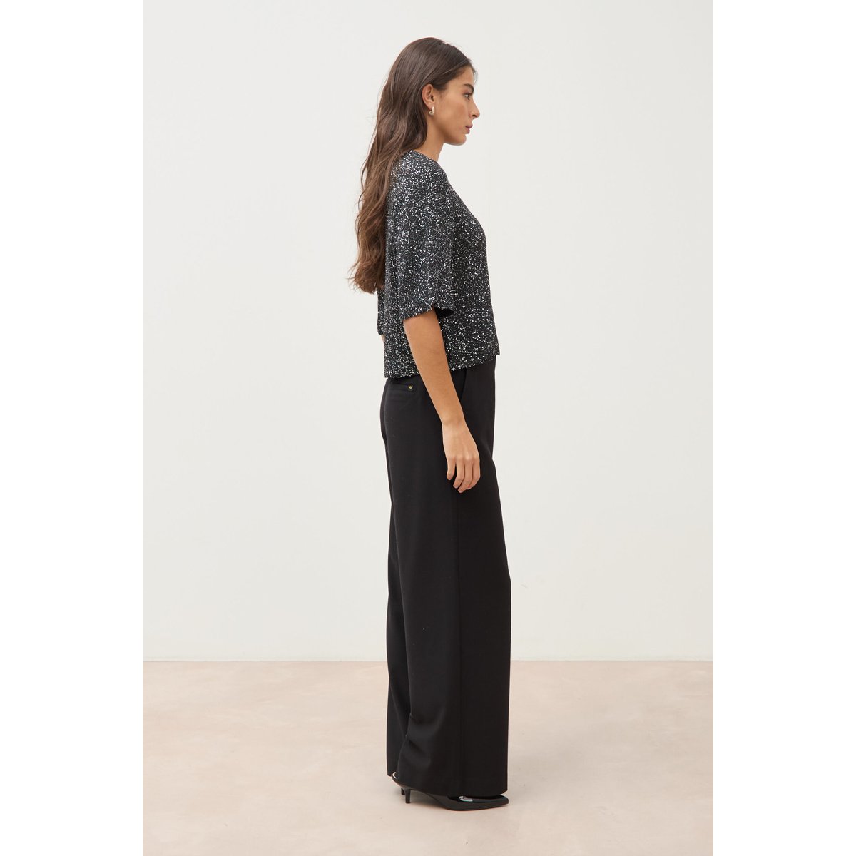 Pull manches courtes col rond brillant noir, BONOBO