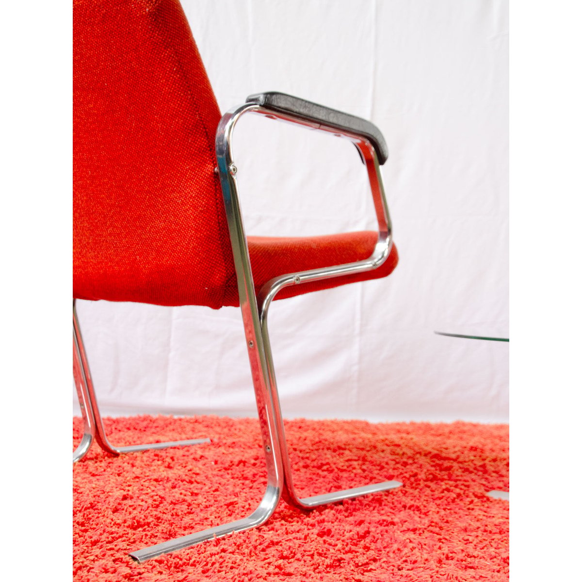 Fauteuil en tissu et skaï Jakob N°1435 - Bon état noir, DEBONGOUT