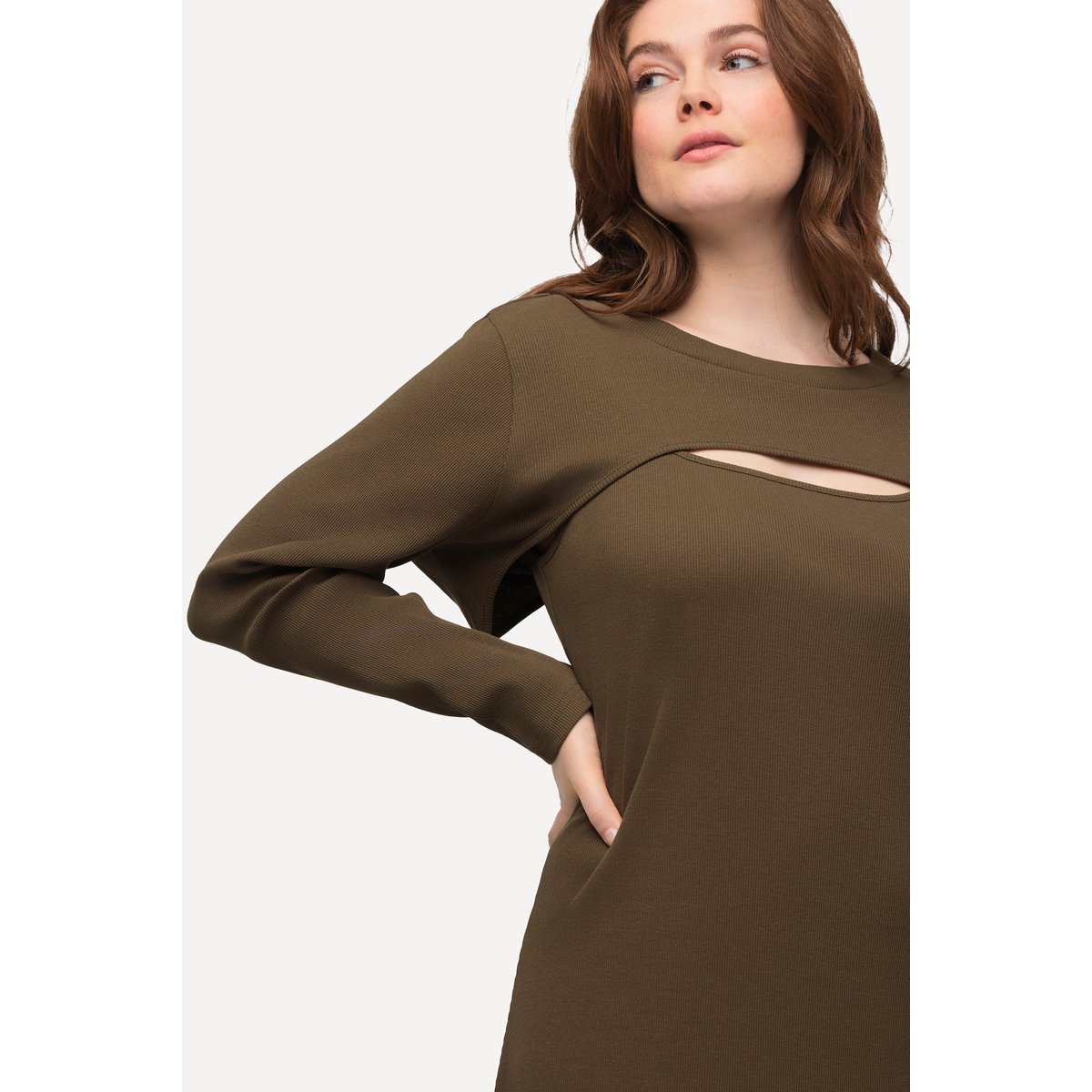 Robe midi dans un esprit boléro à encolure vert mousse, ULLA POPKEN