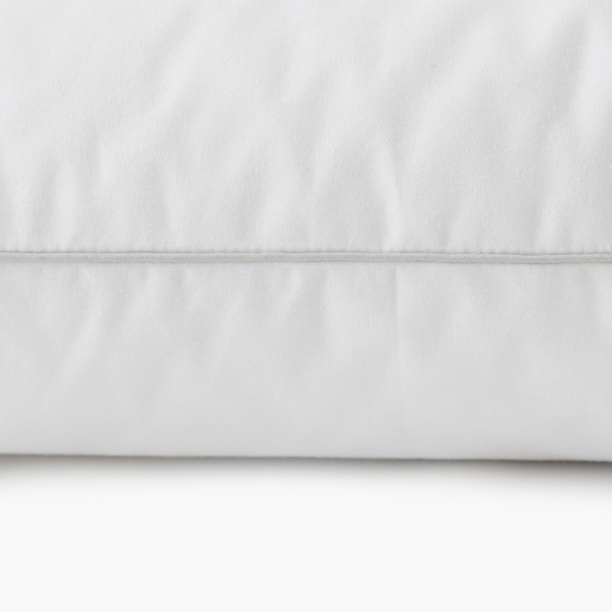 Oreiller carré mi-ferme duvet et microfibre KILIM imprimé, CARRE BLANC