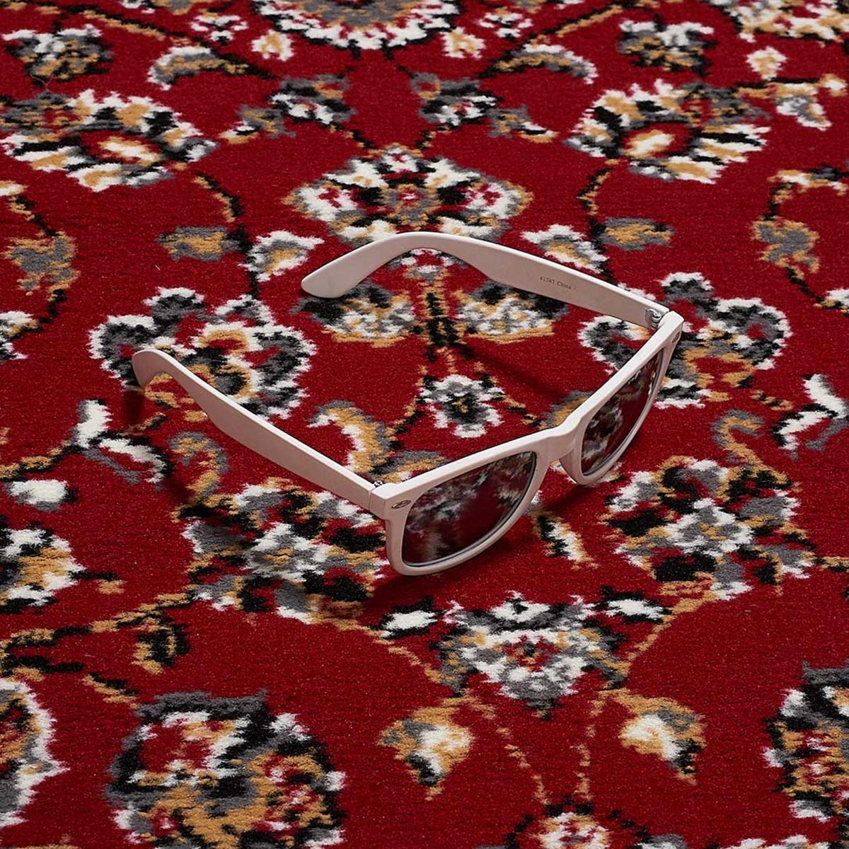 Tapis oriental tissé motif ancestral LYN1 NOMED rouge, UN AMOUR DE TAPIS