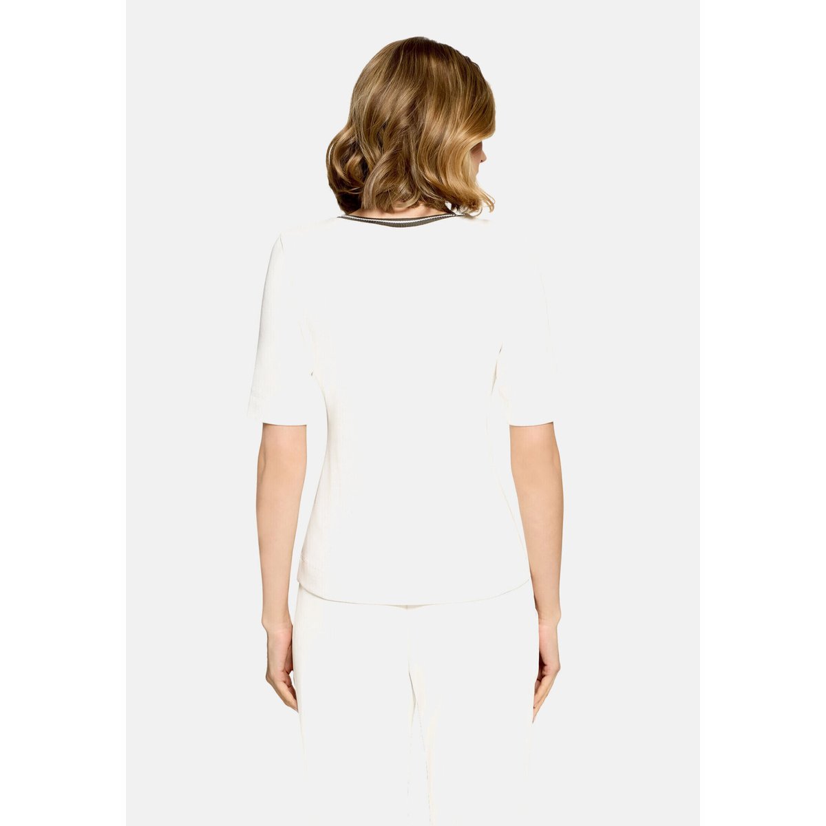 T-shirt basique de texture côtelée patch cream/green, BETTY BARCLAY