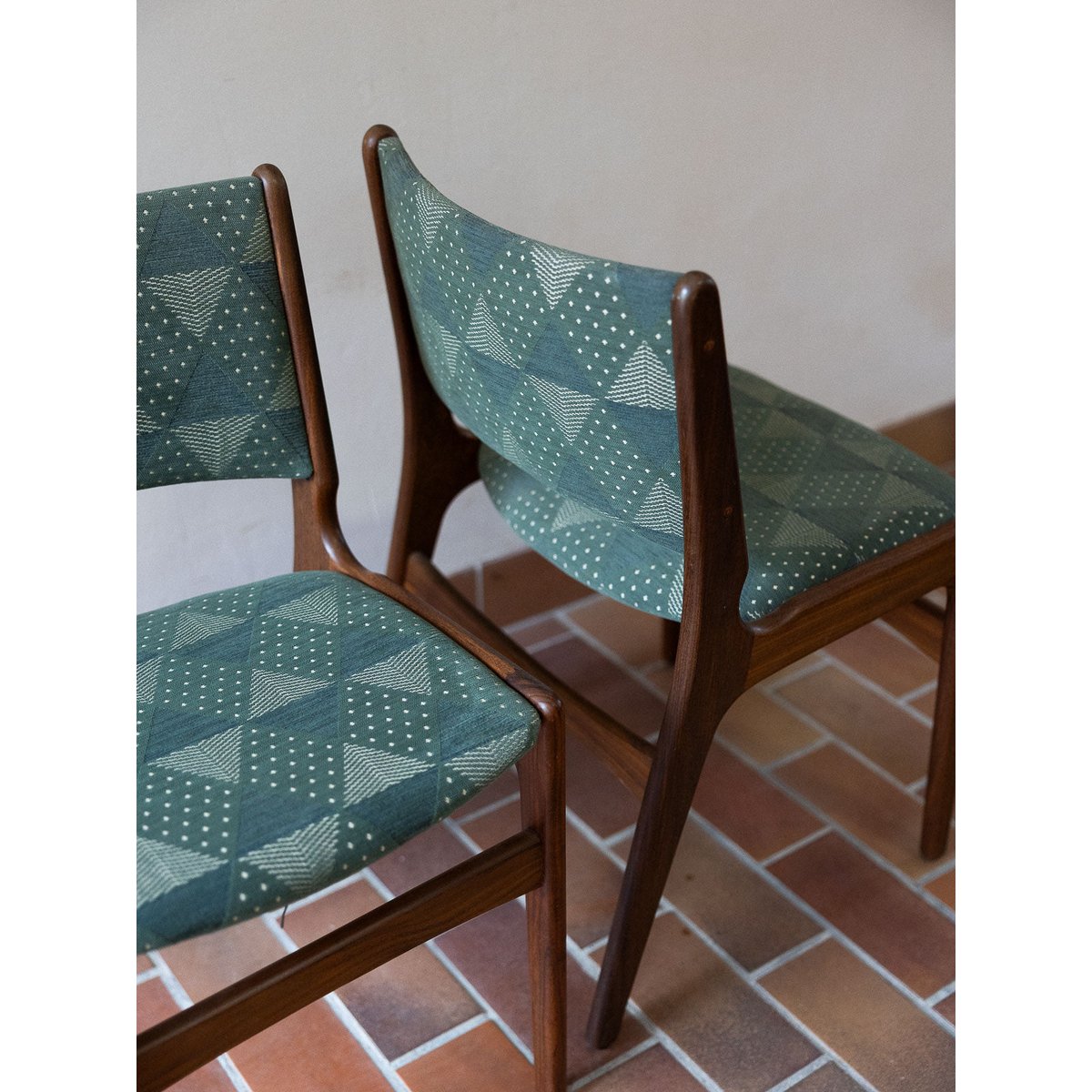 Lot de 4 chaises tendances Alma N°1801 - Bon état vert, DEBONGOUT