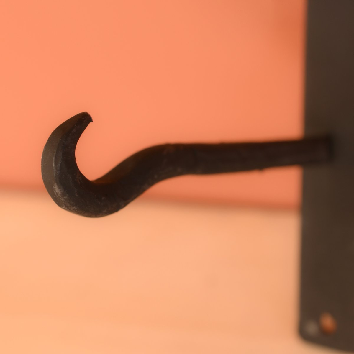 Potence petit crochet -  LOJI noir, HOME MAISON