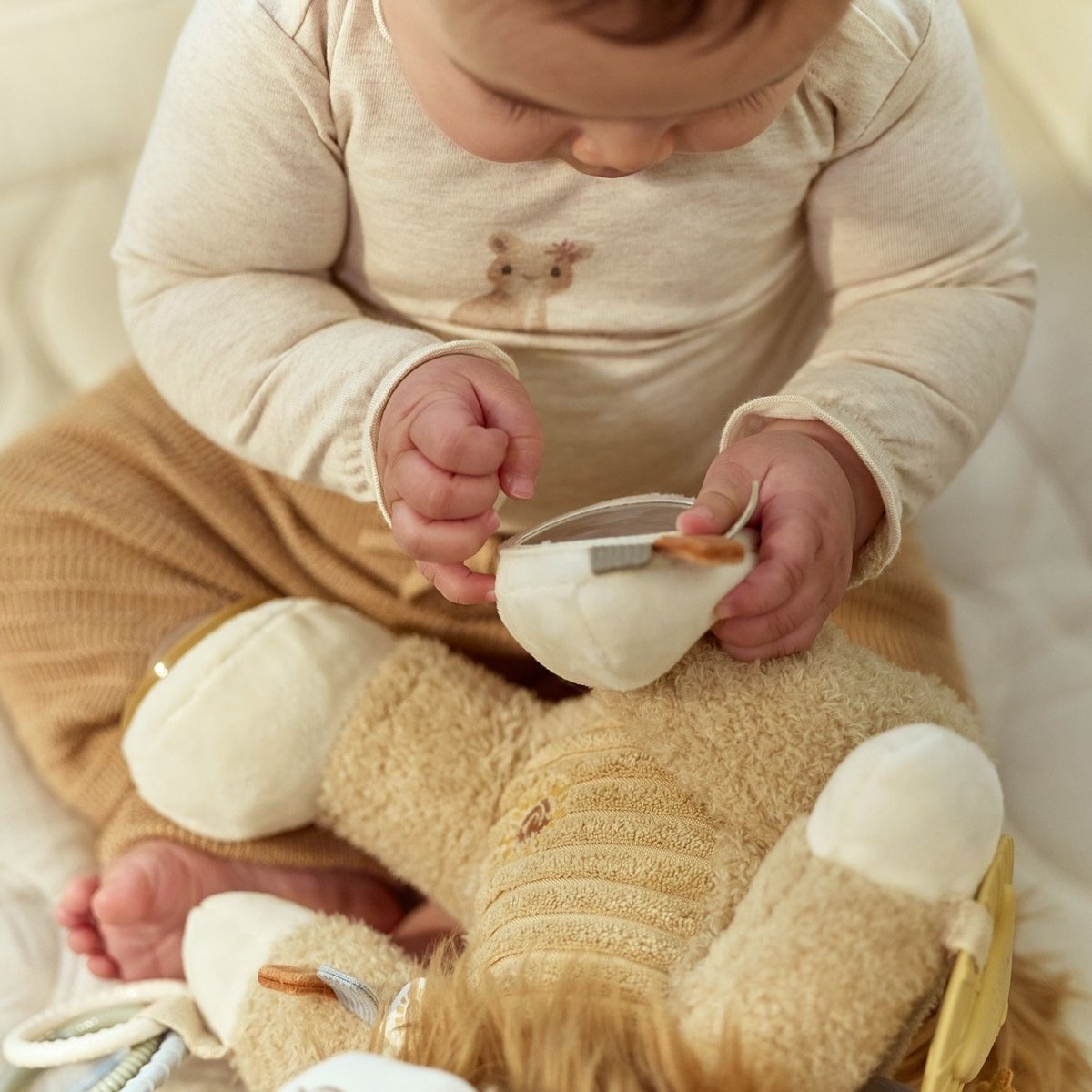 Peluche d'activités jaune, LITTLE DUTCH