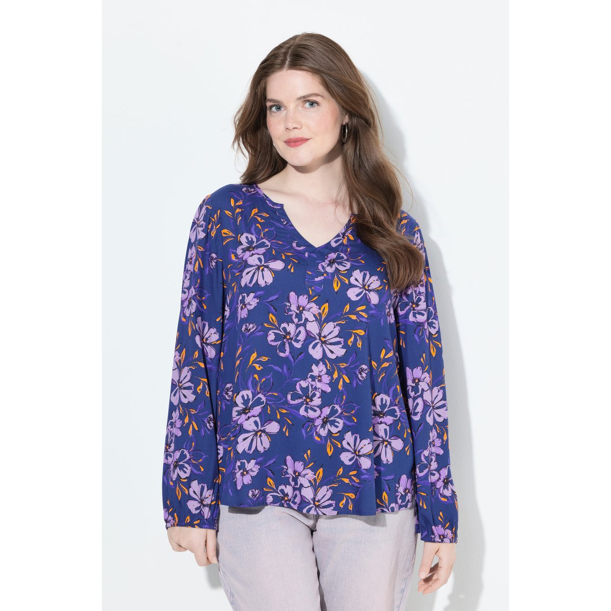 Blouse à fleurs, coupe évasée bleu foncé, ULLA POPKEN