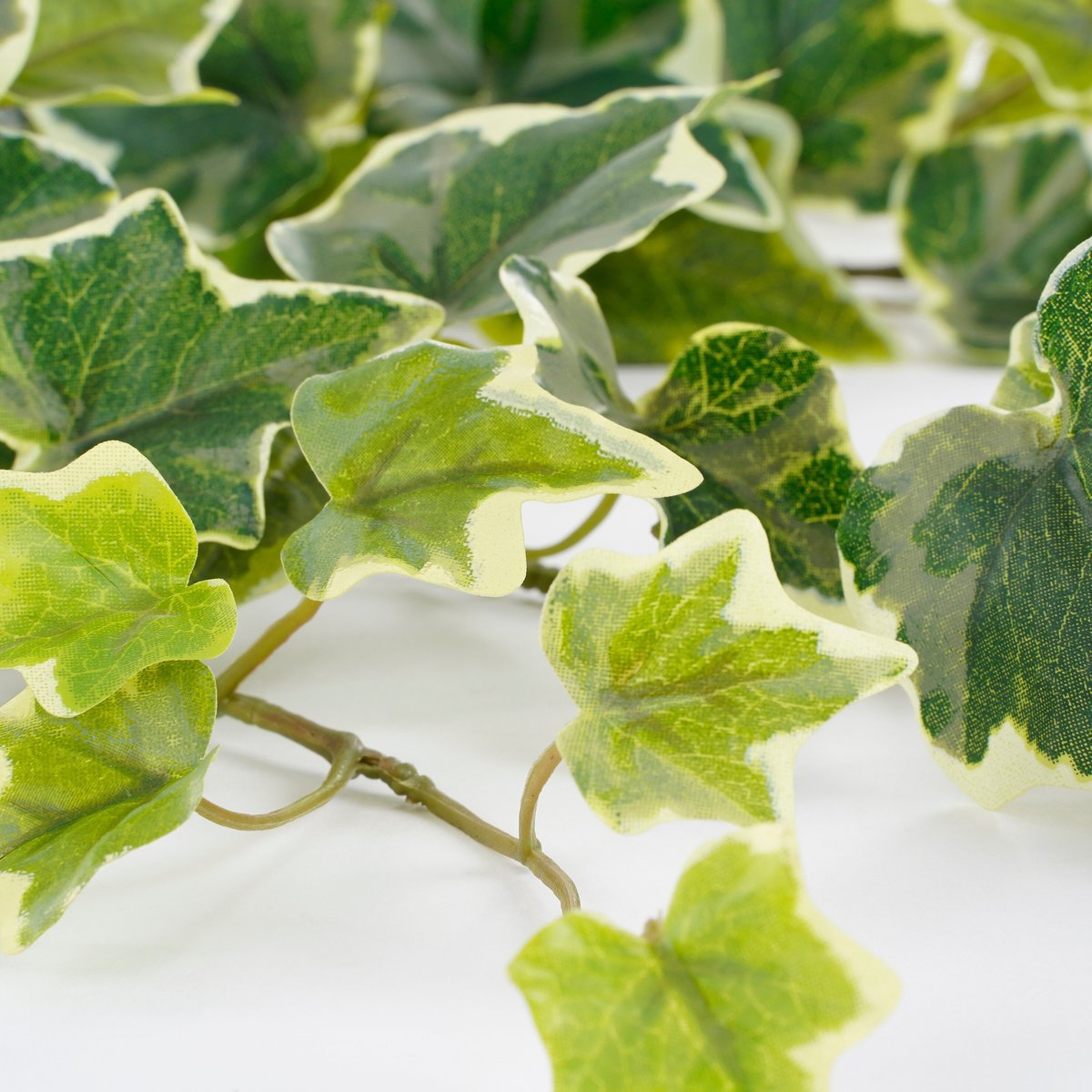 Plante artificielle suspendue IVY vert, MICA DECORATIONS