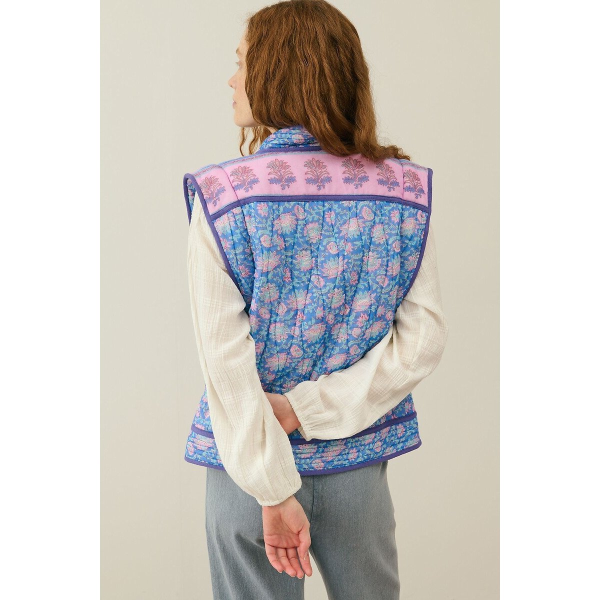 Printed Quilted Jacket with Removable Sleeves NELINA blue print, LOUISE MISHA