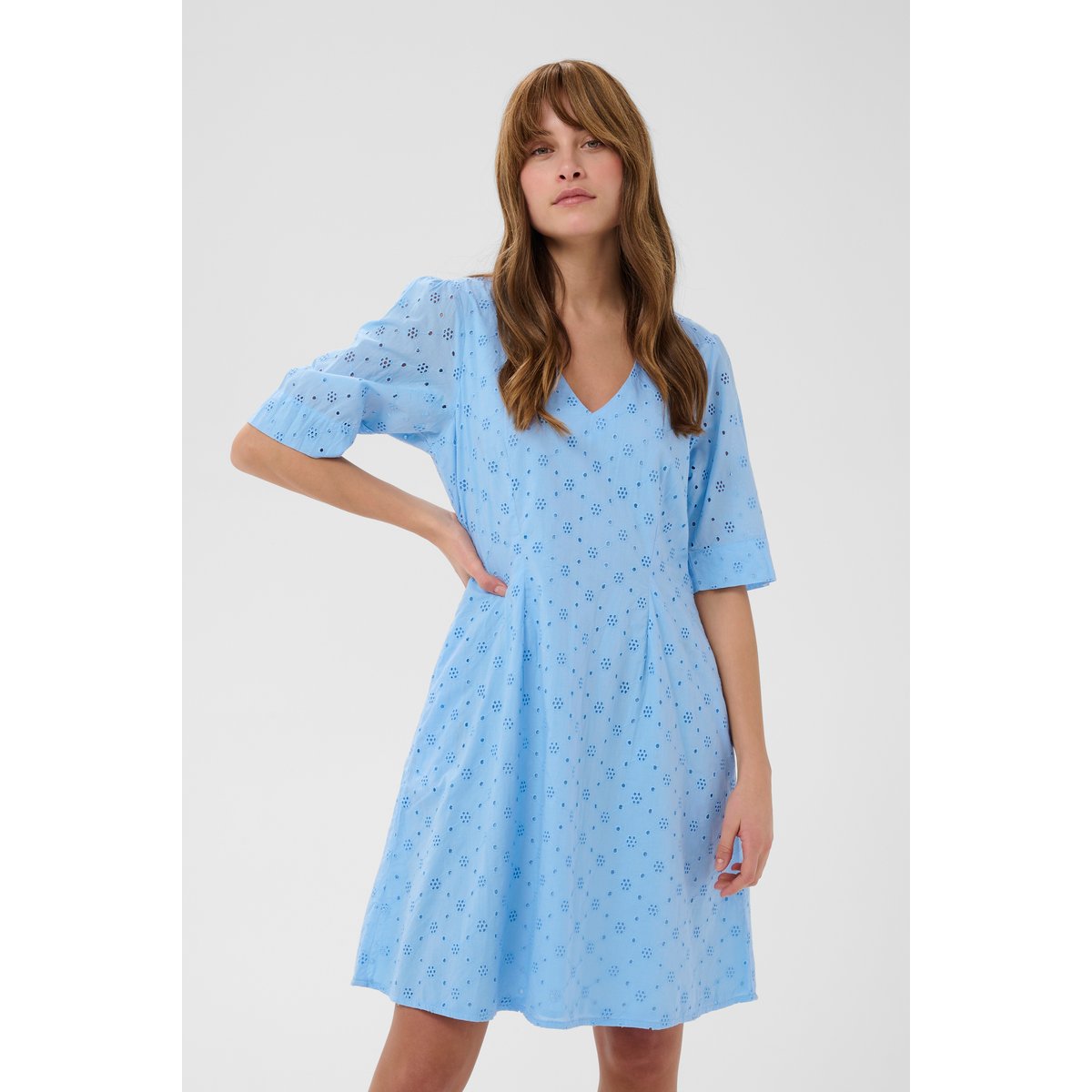 Robe bleu powder blue, CULTURE