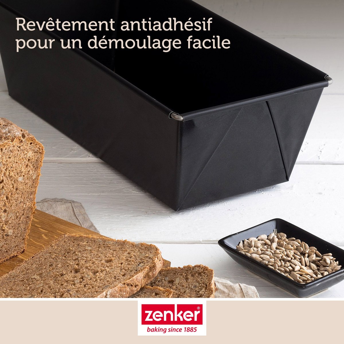 Moule à cake extensible PURE noir, ZENKER