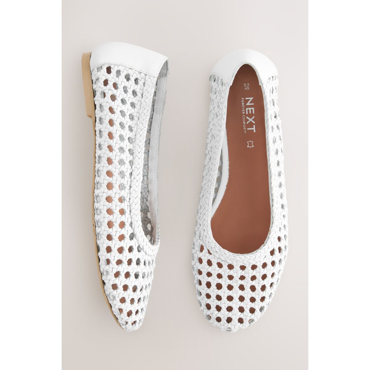 Ballerines en cuir tissé blanc, NEXT