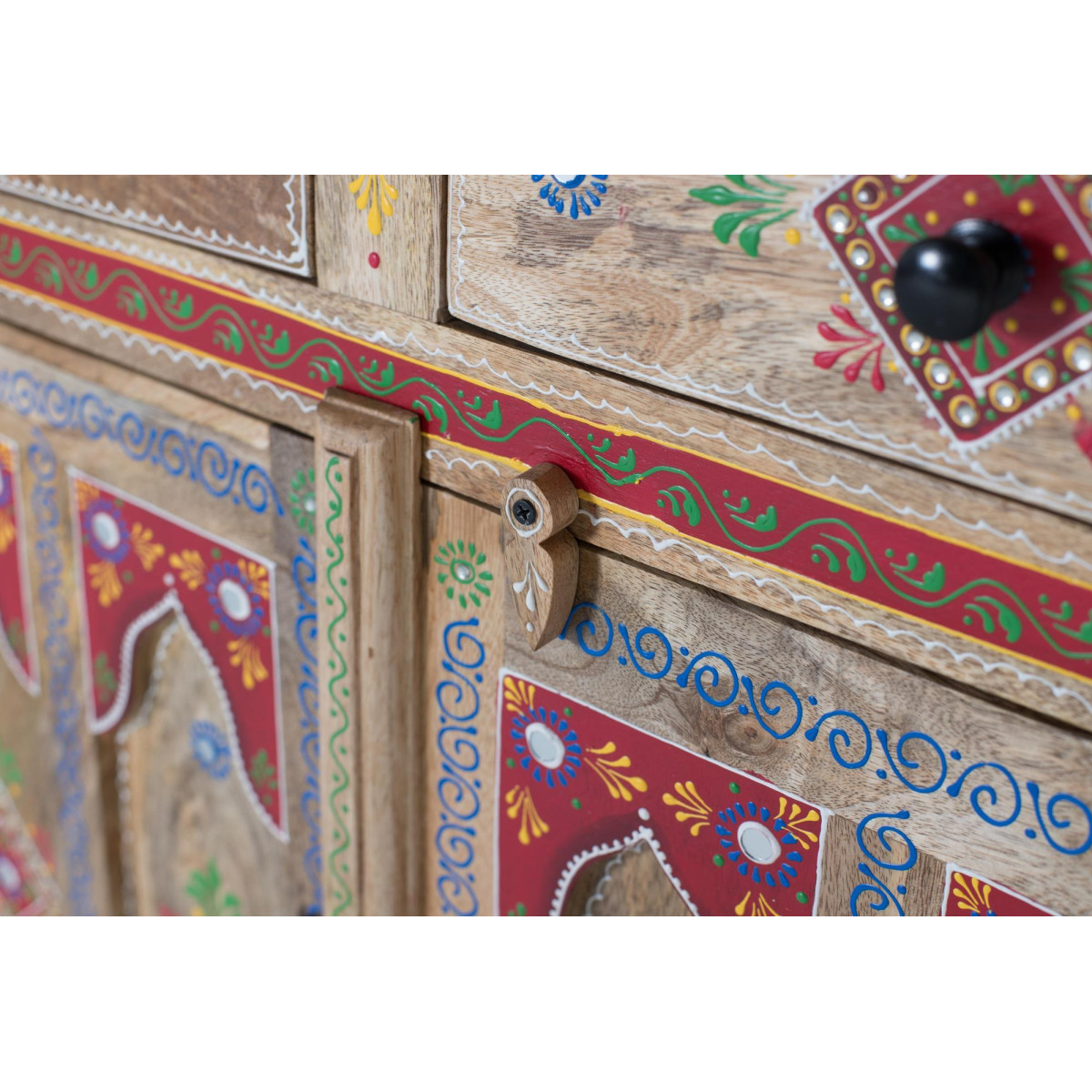 Buffet multicolore, DECORATION D’AUTREFOIS