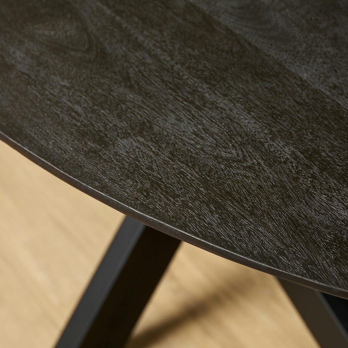 Table ovale 6 places bois/métal UDA noir, PIER IMPORT