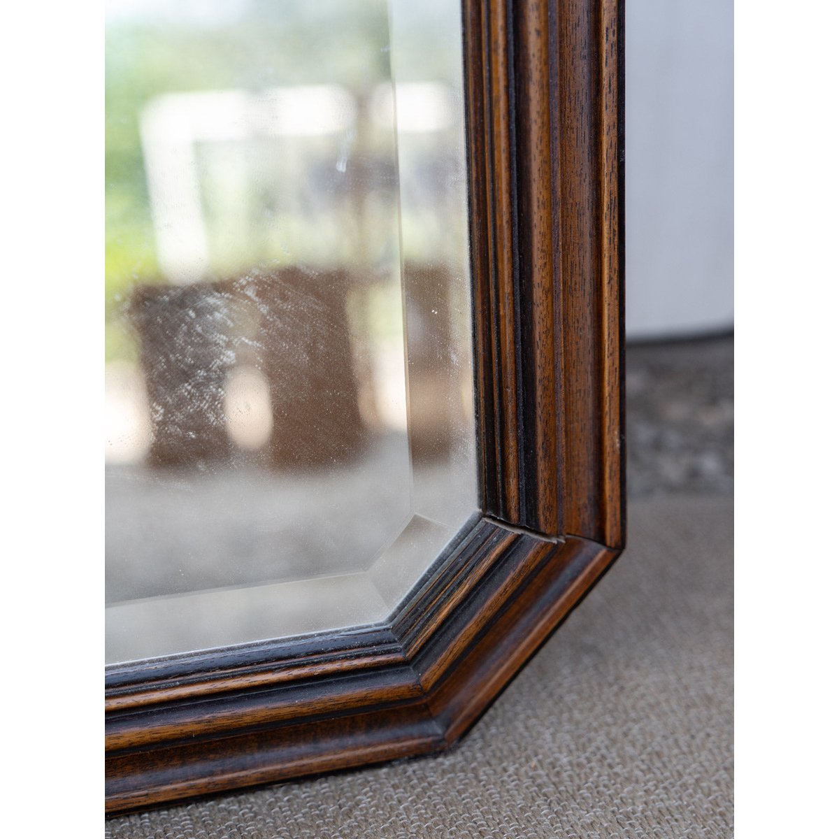 Grand miroir vertical biseauté en bois foncé Georges N°1361 - Bon état bois foncé, DEBONGOUT