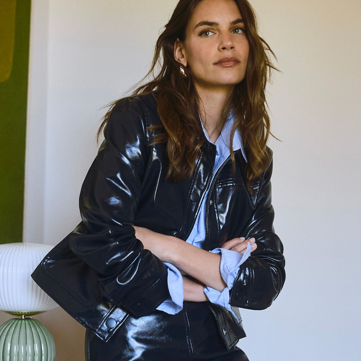 Gerade geschnittene kurze Jacke aus Polyester in Lederoptik marine, LA REDOUTE COLLECTIONS