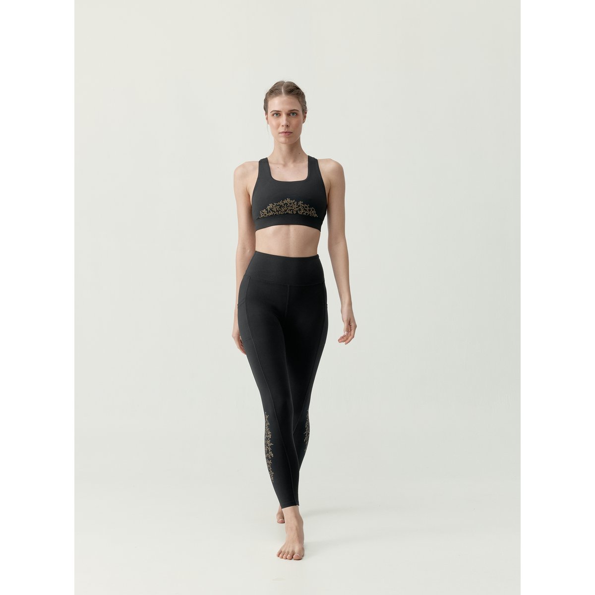 Legging de sport femme Isla Taille extra haute avec poches noir profond, BORN