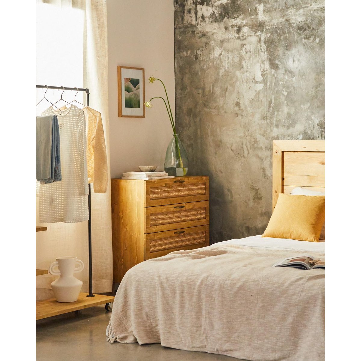Commode sapin massif fibres naturelles naturel 4 tiroirs - KERLIN désert, HANNUN