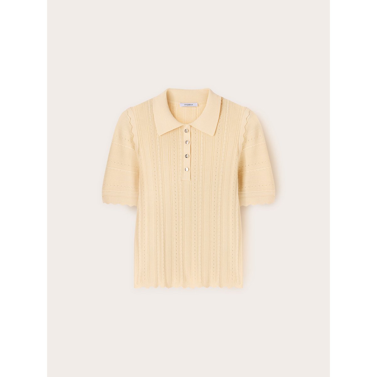 Polo beige, MOTIVI