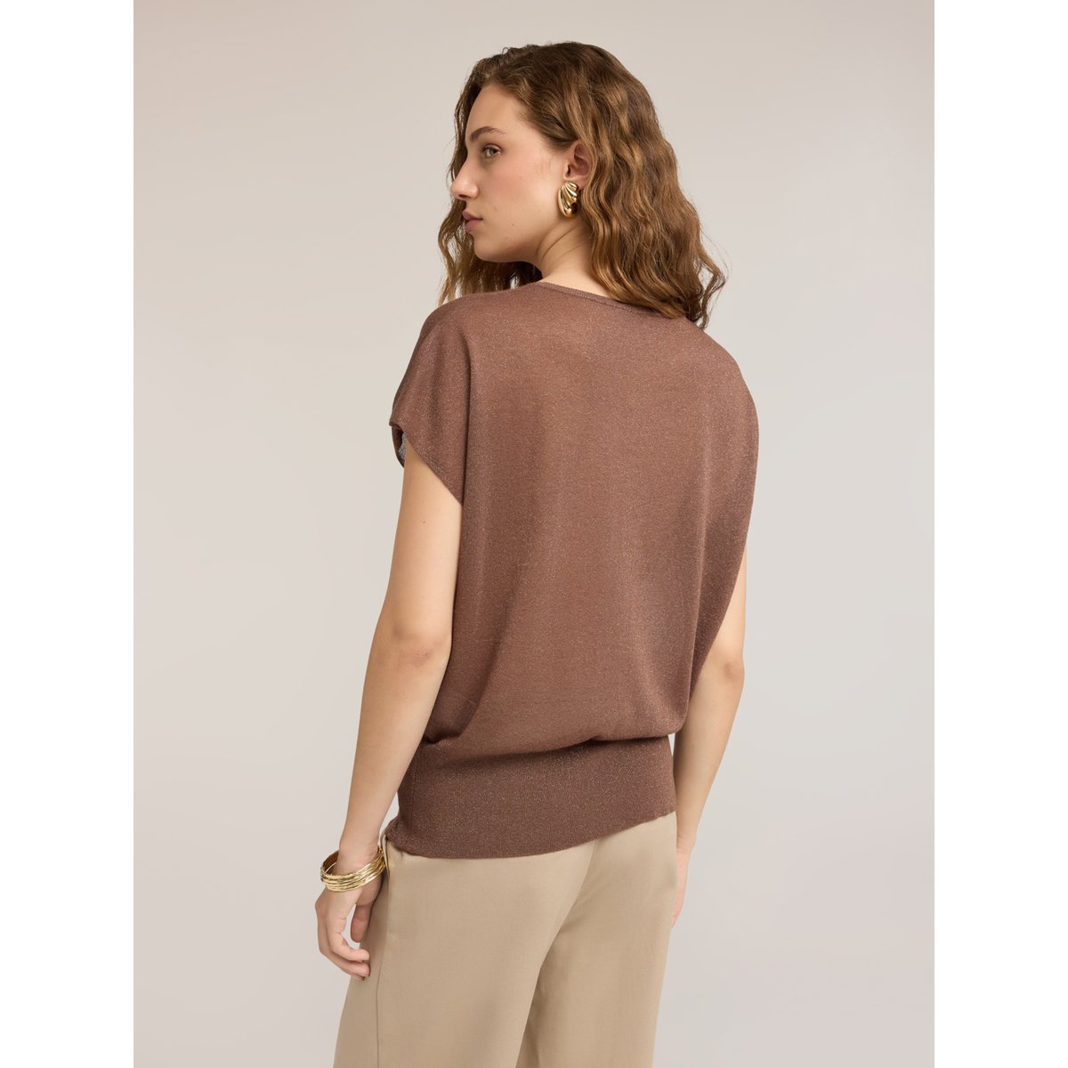 Pull en fil fin mélangé viscose et fil textile marron, MOTIVI